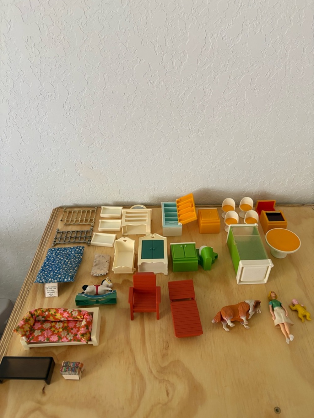 1978 Fisher-Price Loving Family Furniture and characters